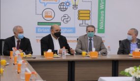 بالفيديو ..الهواري والهناندة يزوران “محطة أورنج” للتطعيم ضد كورونا