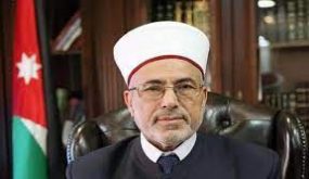 الربطة يناقش عددا من القضايا مع القضاة الشرعيين بإقليم الشمال