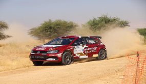 الأجواء الحارة في البحر الميت تؤثر على مشاركين في رالي الأردن الدولي