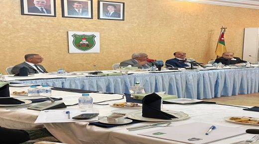 الروابدة لكلاب مقدم برنامج هذا المساء في التلفزيون الاردني ”  كفى رشق اتهامات على الأردن “