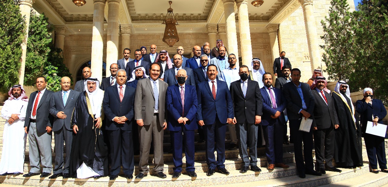 العيسوى يلتقي المجموعة الثالثة من وجهاء البادية الوسطى