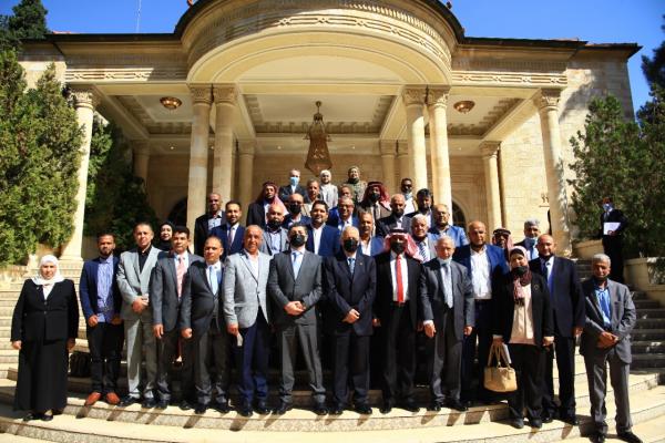 العيسوي يستقبل مجموعة من اهالي ووجهاء الاغوار الشمالية