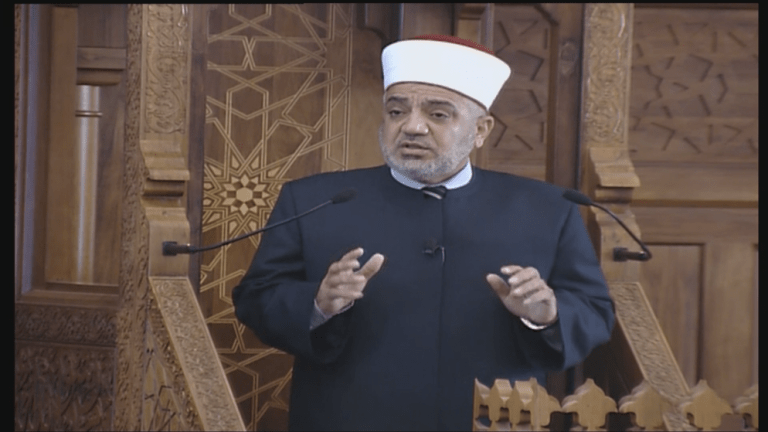 وزير الأوقاف : هناك فساد مالي وإداري واعتداء على أموال الناس والإصلاح له طرق شرعية