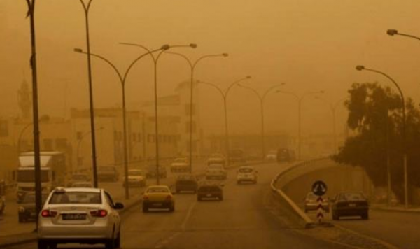أجواء خماسينية تؤثر على المملكة