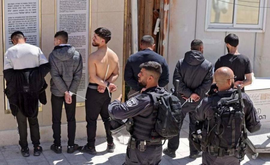 الاحتلال يفرج عن 18 طفلا بعد ساعات من اعتقالهم من المسجد الأقصى