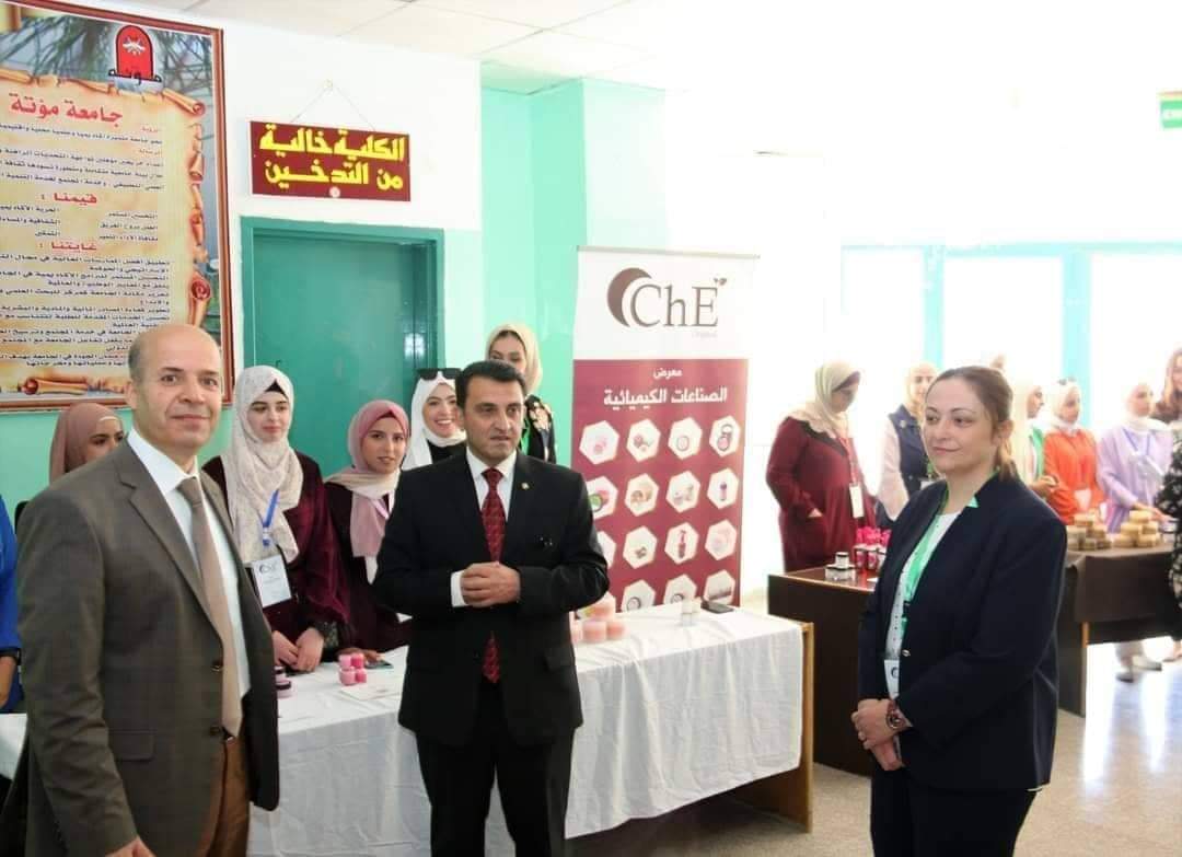 جامعة مؤتة: طلبة كلية الهندسة يبتكرون منتجات طبية وتجميلية