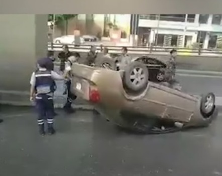 تدهور مركبة بداية نفق الصحافة