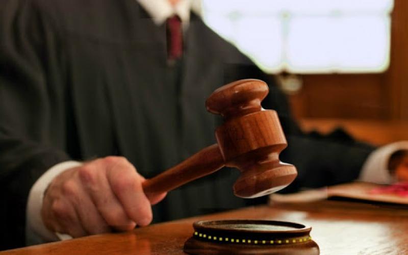 الحكم بإعدام قاتل طليقته في باحة محكمة الرصيفة الشرعية