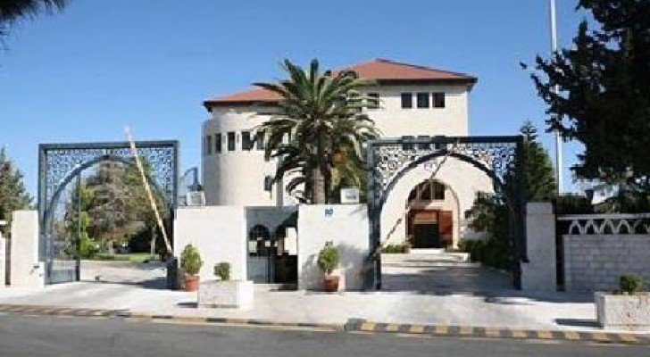 الرئاسة تستدعي رئيس مجلس ادارة شركة مساهمة كبرى
