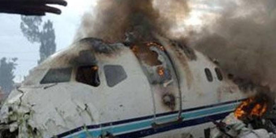 مصرع 8 أشخاص في تحطم طائرة شحن