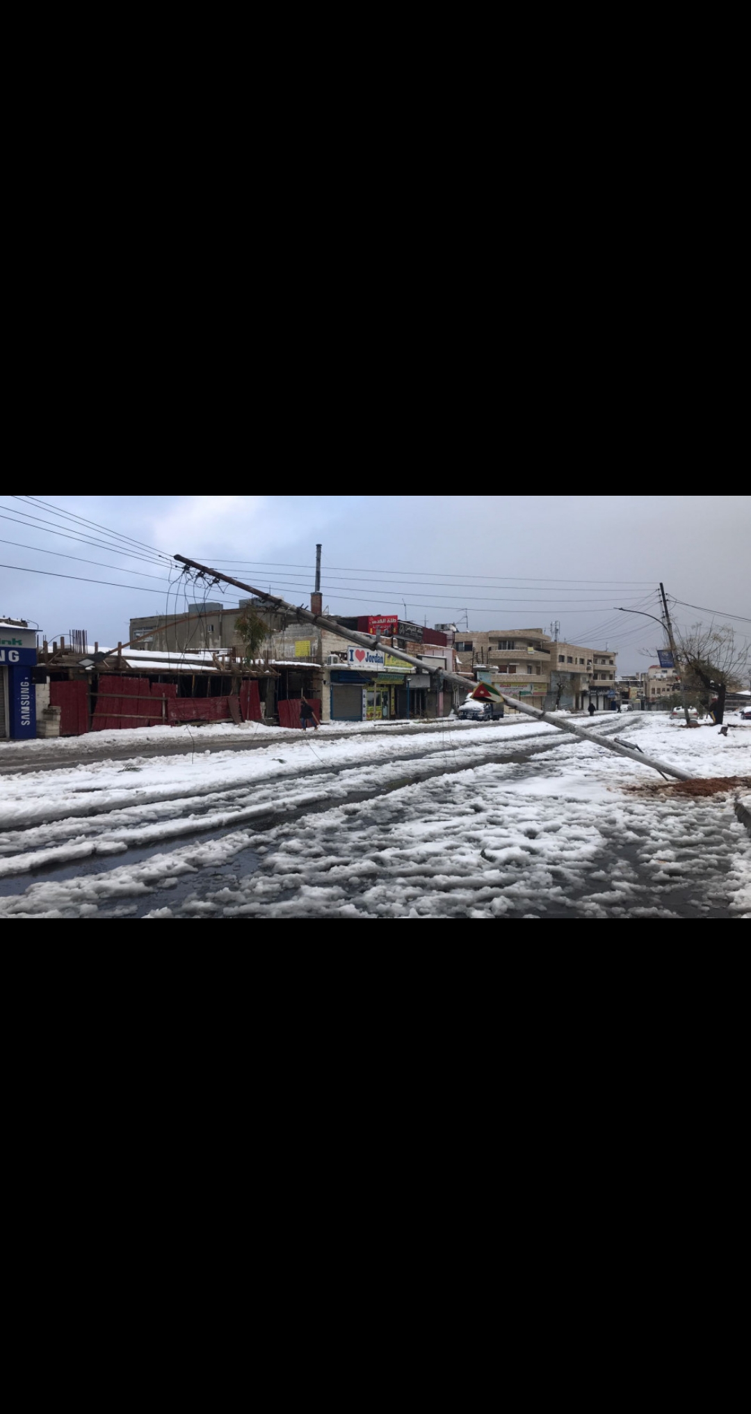 شركة الكهرباء الأردنية تتحمل مسؤولية انقطاع الكهرباء خلال المنخفض الجوي.. تقرير