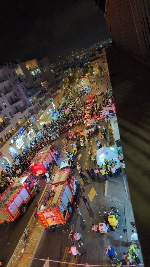 مصرع 5 مستوطنيين اسرائيليين واكثر من 29 اصابة بإنزلاق حافلة بالقدس المحتلة .. فيديو