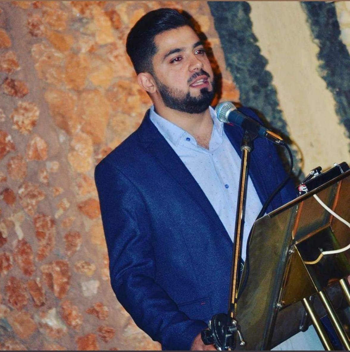 عندما يكبر المراهقون إلى سن الرشد ، من هم قدوتهم؟ لماذا ؟