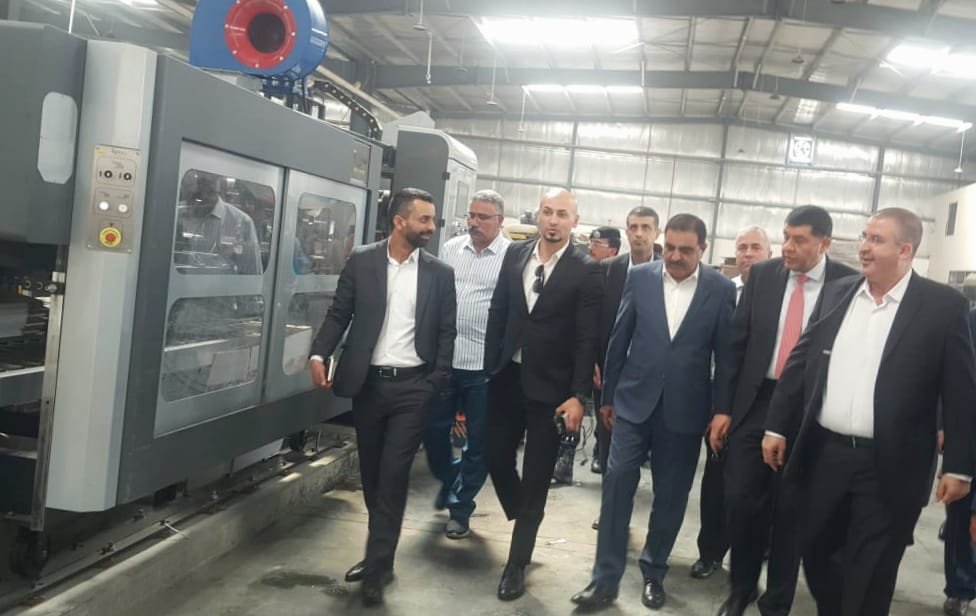 وزير العمل يلتقي الصناعيين وعدد من مؤسسات القطاع الخاص في الرصيفة