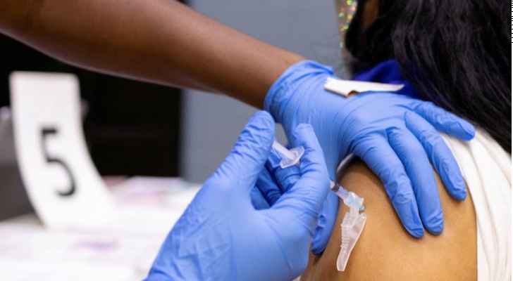 بريطانيا تعلن إعطاء جرعات معززة من لقاح كورونا للمواطنين