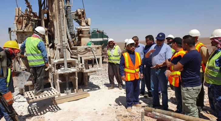 وزير الطاقة: ٧٠٠ مليون طن متري احتياطي الفوسفات الأولي في الريشة