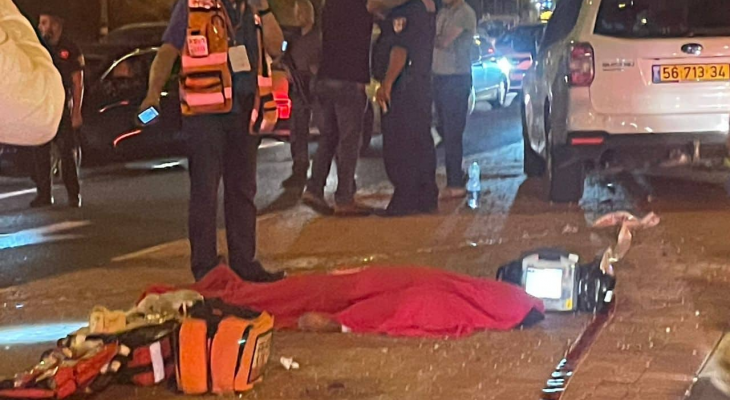 عاجل.. إصابة 5 مستوطنين بعملية طعن قرب رام الله واستشهاد المنفذ