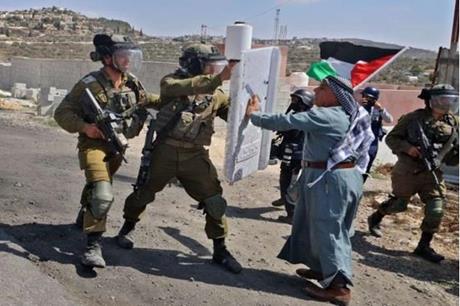 الرئاسة الفلسطينية: التصعيد الخطير لن يعطي شرعية أو أمنا لإسرائيل