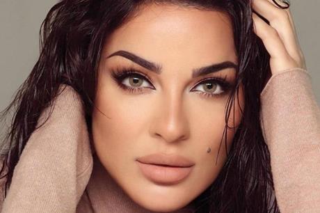 نادين نسيب نجيم تثير التكهنات حول ارتباطها بصورة جديدة
