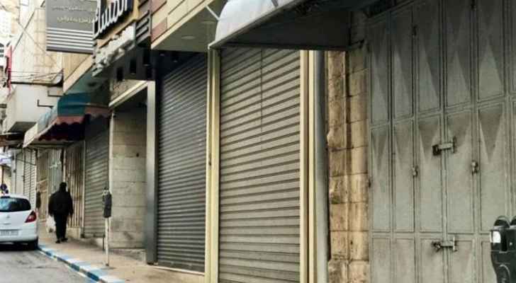الإضراب الشامل يعم بلدة العيزرية حدادا على الشهيد عودة
