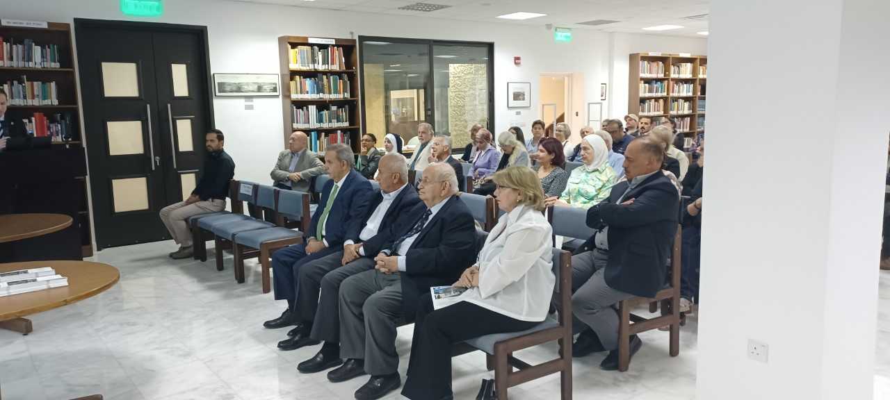 عمارين يحاضر عن متحف الأردن بالمركز الأميركي للبحوث