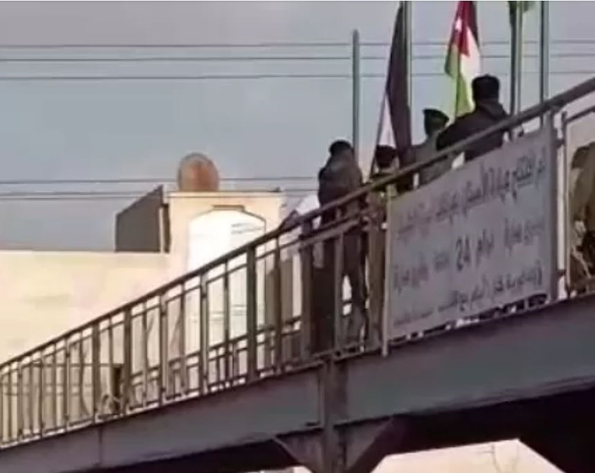 قوات البادية تُثني مواطنا عن الإنتحار بمنطقة زيزيا